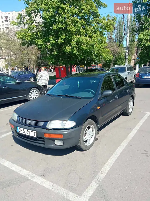 Mazda 323