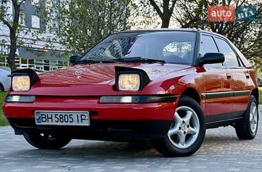 Хэтчбек Mazda 323 1990 в Одессе