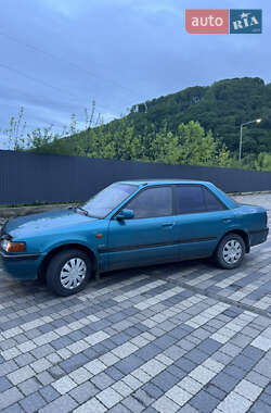 Седан Mazda 323 1995 в 