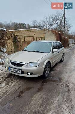 Хэтчбек Mazda 323 2003 в Киеве