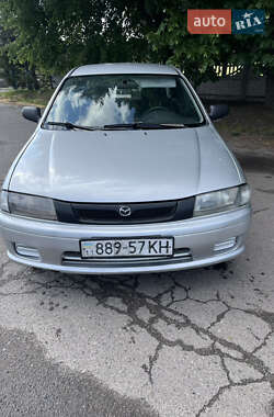 Седан Mazda 323 1998 в Соленом