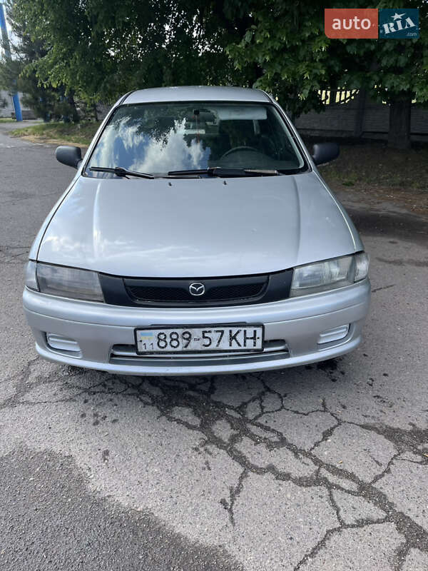 Седан Mazda 323 1998 в 