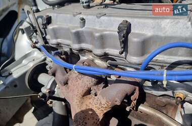 Хетчбек Mazda 323 1987 в 
