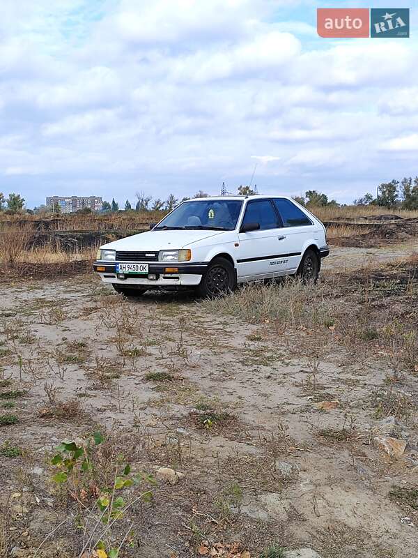 Mazda 323 1987