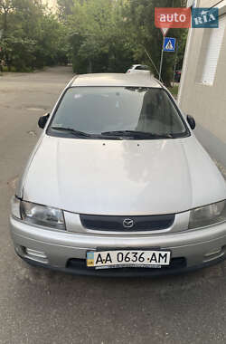 Седан Mazda 323 1998 в Киеве
