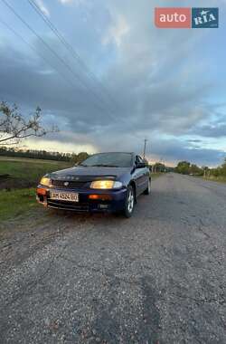 Седан Mazda 323 1995 в 
