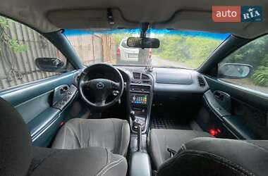 Хэтчбек Mazda 323 1995 в 