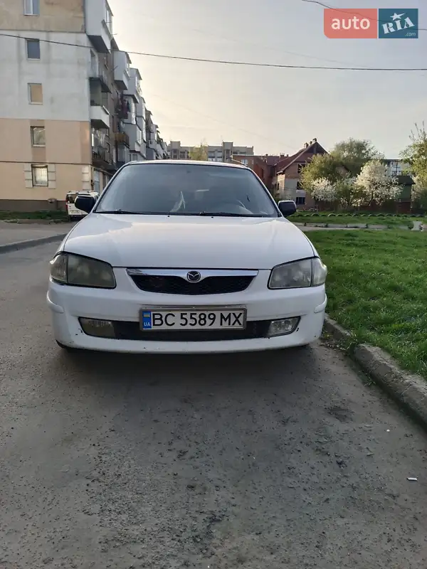 Mazda 323