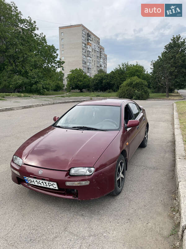 Mazda 323 1996