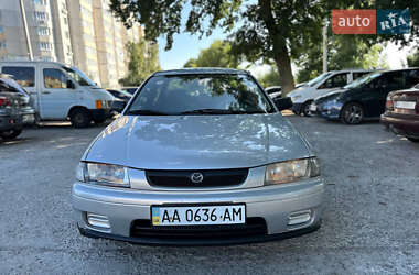 Седан Mazda 323 1998 в 