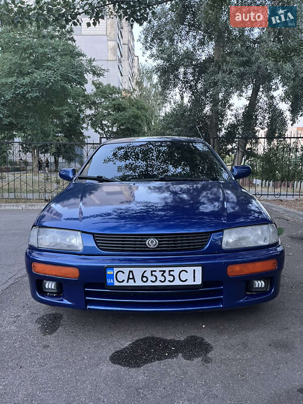 Mazda 323 1997