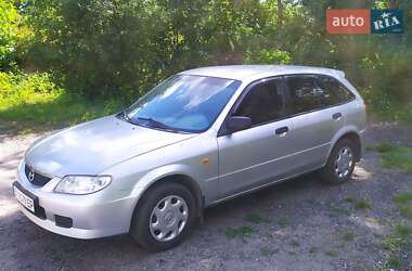 Хэтчбек Mazda 323 2003 в 