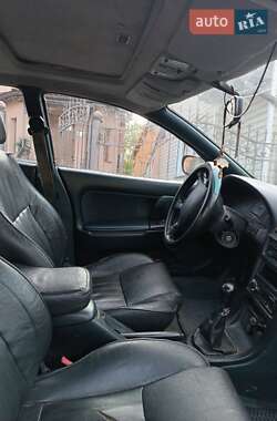 Хэтчбек Mazda 323 1997 в Надворной