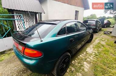 Хэтчбек Mazda 323 1996 в 