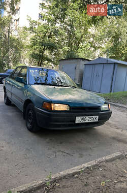 Седан Mazda 323 1995 в Харкові