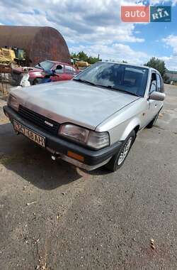 Хетчбек Mazda 323 1989 в Дніпрі