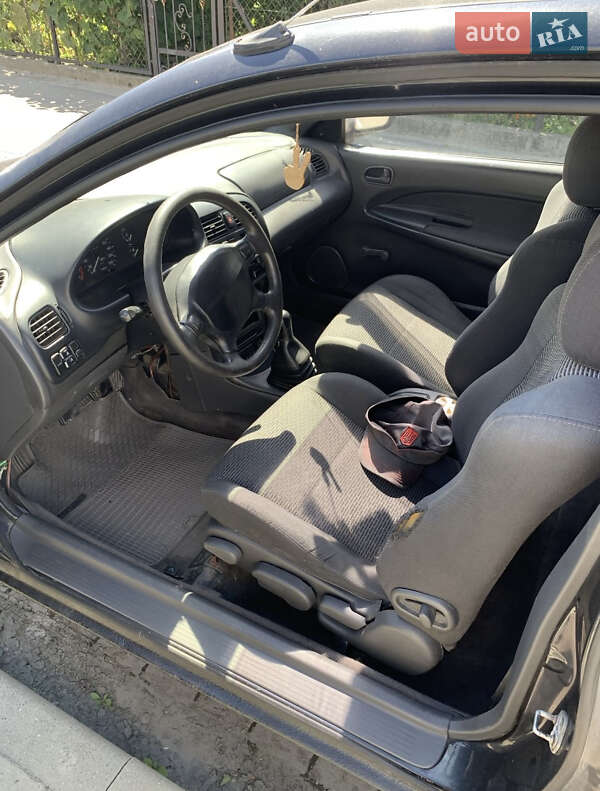 Хэтчбек Mazda 323 1995 в Львове