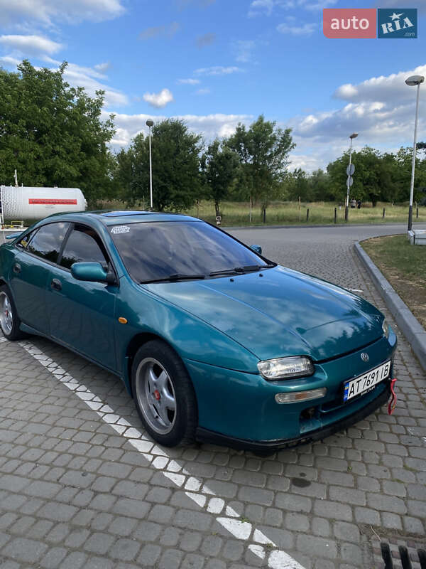 Mazda 323 1995
