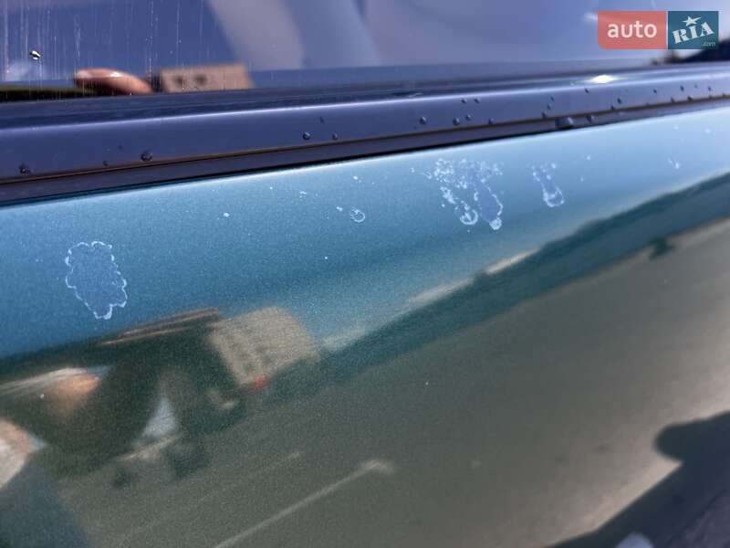 Хэтчбек Mazda 323 1998 в Одессе