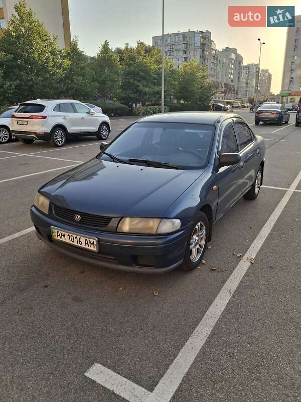 Mazda 323 1997