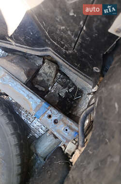 Хэтчбек Mazda 323 1987 в 