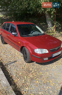 Хэтчбек Mazda 323 1999 в Киеве