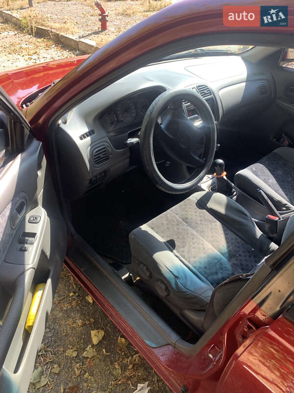 Хетчбек Mazda 323 1999 в Києві