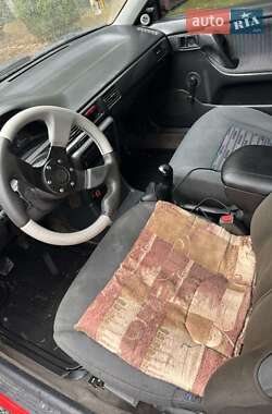 Седан Mazda 323 1993 в 