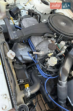 Хэтчбек Mazda 323 1990 в 