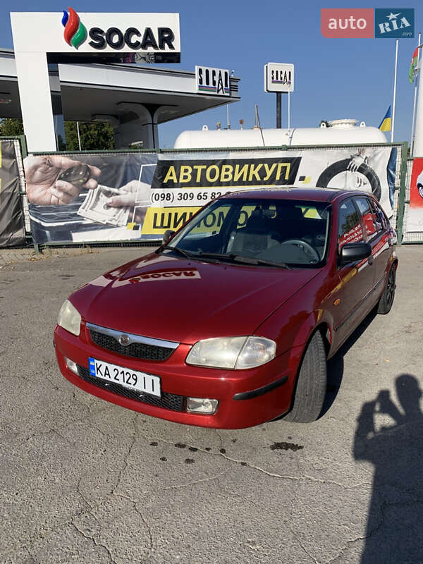 Mazda 323 1999