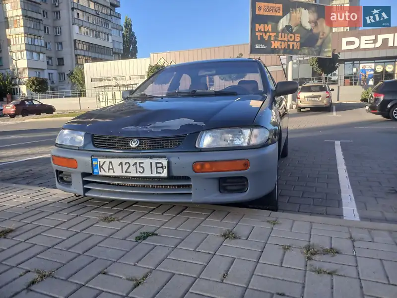 Mazda 323