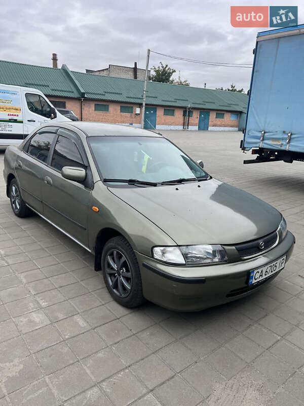 Седан Mazda 323 1998 в Черкасах фото 3 Седан Mazda 323 1998 в Черкасах