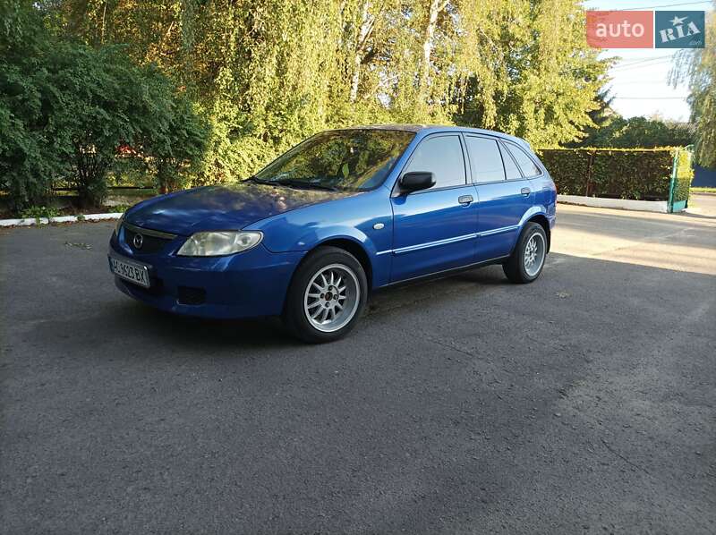 Mazda 323 2003