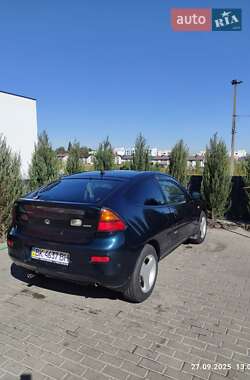 Хэтчбек Mazda 323 1996 в 