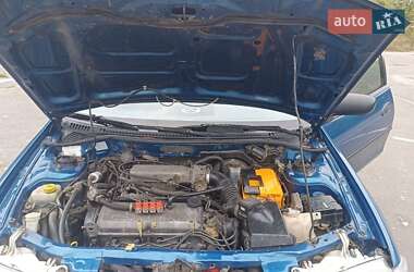 Хэтчбек Mazda 323 1998 в Нововолынске