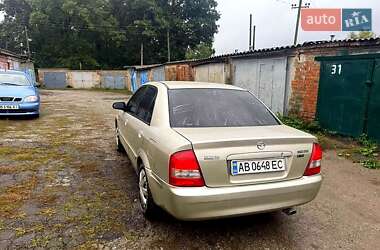 Седан Mazda 323 2002 в Жмеринке