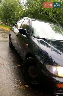 Седан Mazda 323 1995 в Одессе