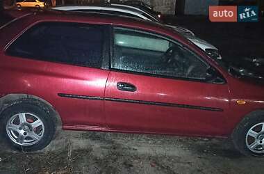 Хетчбек Mazda 323 2001 в 