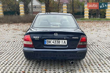 Седан Mazda 323 1999 в 