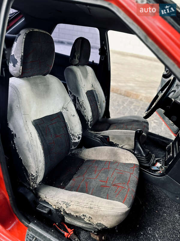 Седан Mazda 323 1990 в Одессе фото 7 Седан Mazda 323 1990 в Одессе