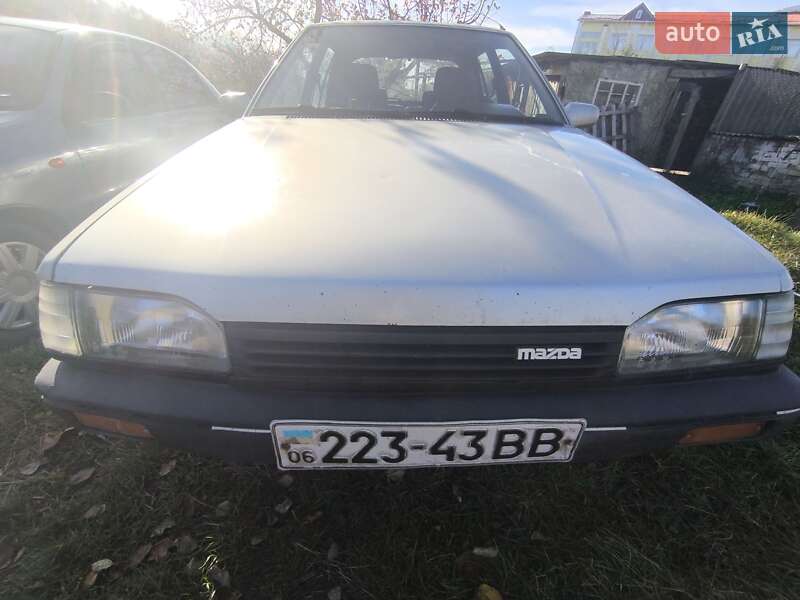 Хэтчбек Mazda 323 1989 в Хмельницком