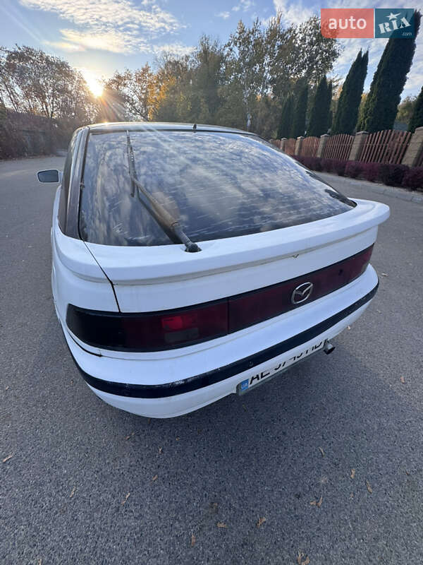 Хэтчбек Mazda 323 1990 в Днепре