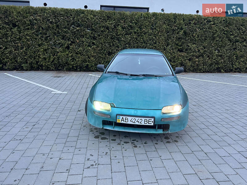 Хетчбек Mazda 323 1996 в Вінниці