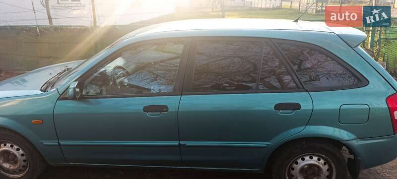 Хетчбек Mazda 323 2002 в Рафалівці фото 8 Хетчбек Mazda 323 2002 в Рафалівці