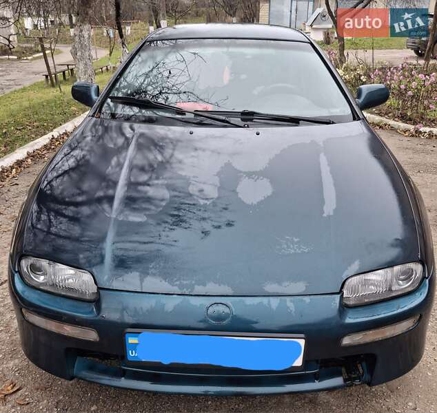 Седан Mazda 323 1996 в Хмельницком