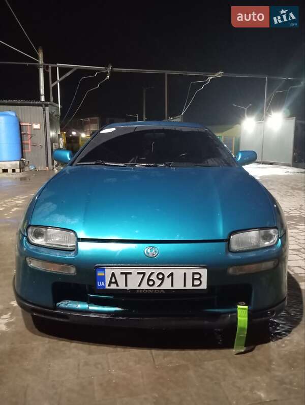 Хэтчбек Mazda 323 1995 в Ивано-Франковске