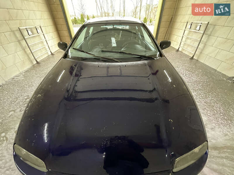 Хэтчбек Mazda 323 1995 в Виннице