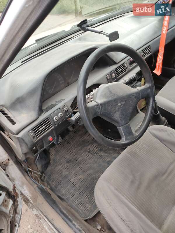 Хэтчбек Mazda 323 1991 в Днепре фото 7 Хэтчбек Mazda 323 1991 в Днепре