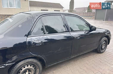 Седан Mazda 323 1999 в Дунаевцах