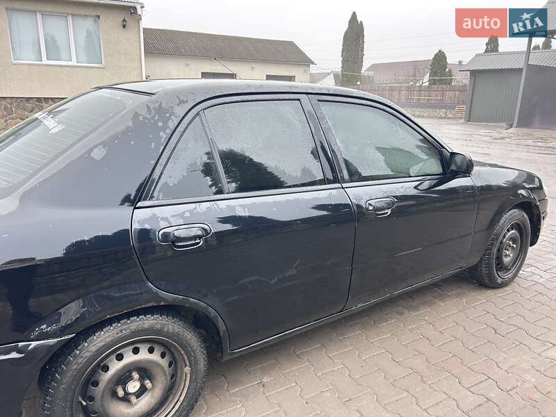 Mazda 323 1999